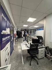 Miete Geschäftsraum in Carrer de l'església 106. Oportunidad alquiler de local en zona comercial
