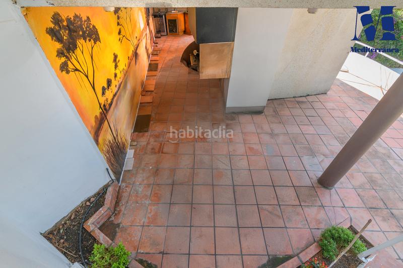 Foto 171cb990-e697-4ea7-8491-bb8103c3c7c7. Casa amb xemeneia calefacció aparcament piscina a Castelldefels