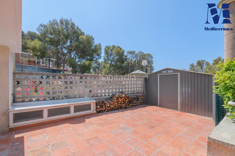 Foto 76330870-8d6b-40ea-abff-b7c48aa67321. Casa amb xemeneia calefacció aparcament piscina a Castelldefels