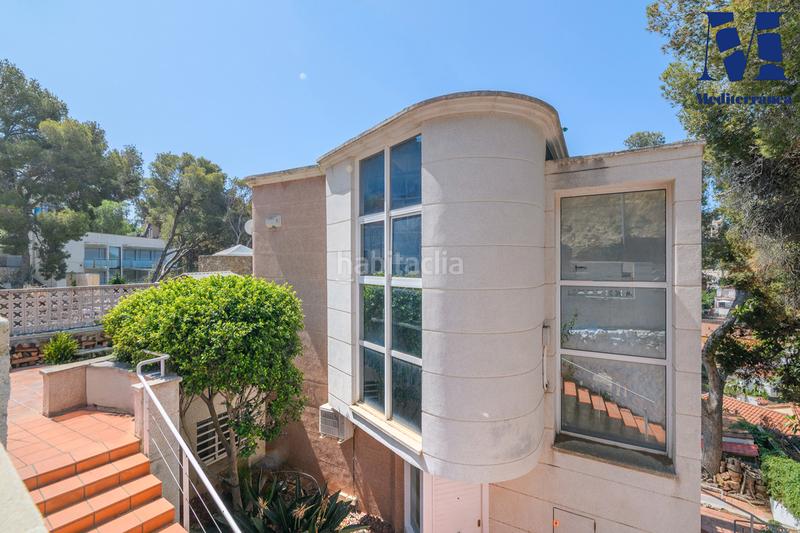 Foto c5584d61-8e58-436a-ac06-4876d5fe9093. Casa amb xemeneia calefacció aparcament piscina a Castelldefels