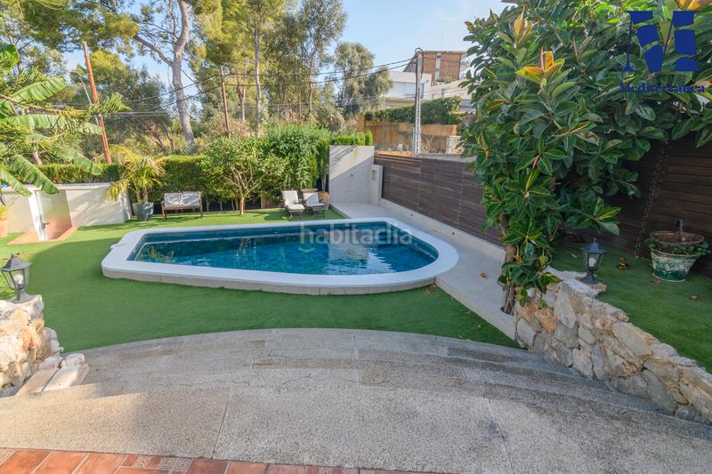 Foto 2dbc990c-bac2-4c0f-a4d8-32a3af23c839. Miete chalet in passeig parc forestal 3 in Bellamar Castelldefels