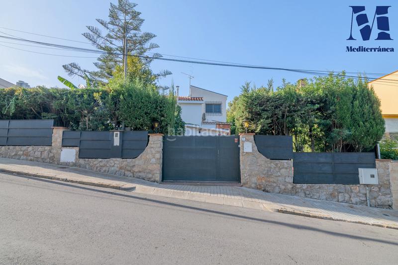 Foto 52ed2c3f-f284-40bd-8777-3671a4a413a6. Miete chalet in passeig parc forestal 3 in Bellamar Castelldefels