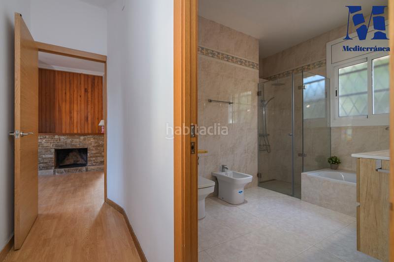 Foto 75c15b25-8b05-4b86-9745-4a0fba41b76a. Miete chalet in passeig parc forestal 3 in Bellamar Castelldefels