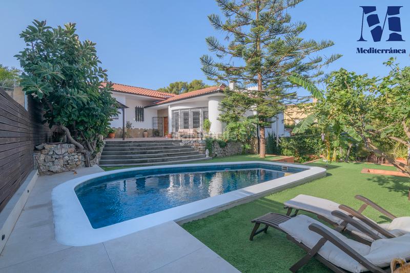 Foto 8ff4433d-c74b-4771-8a91-c58aa4154be0. Miete chalet in passeig parc forestal 3 in Bellamar Castelldefels