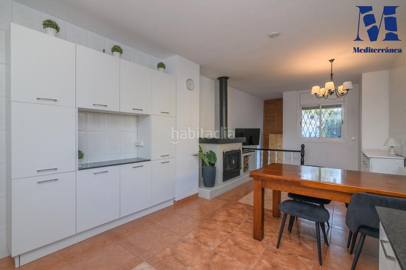 Foto b23d04ca-91bc-464b-aae4-2b116dd58fc9. Miete chalet in passeig parc forestal 3 in Bellamar Castelldefels