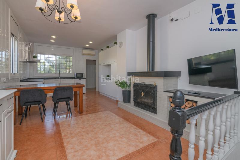 Foto cf8058c7-0c12-4bd9-a919-f399eb67f760. Miete chalet in passeig parc forestal 3 in Bellamar Castelldefels