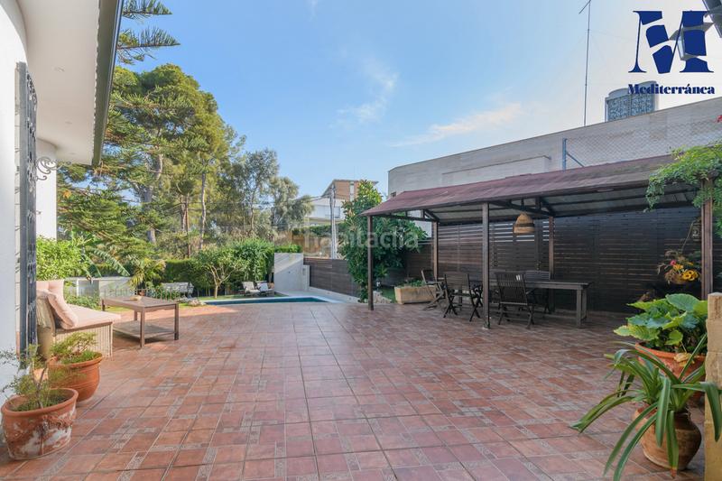 Foto df575e14-ff87-4539-b93a-f7e7751742f7. Miete chalet in passeig parc forestal 3 in Bellamar Castelldefels