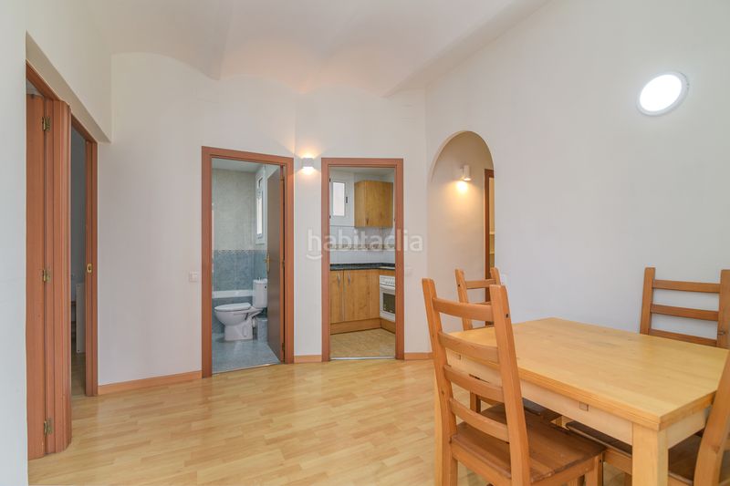 Foto 45b51b3b-3eb1-4650-a073-434049b8e4ae. Pis a Sants Barcelona