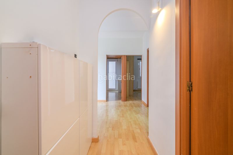 Foto 52d3ec97-7208-4f8f-bb72-f4aeddf754f5. Pis a Sants Barcelona