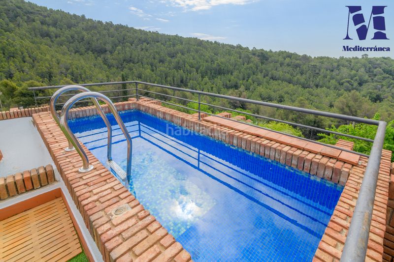 Foto 614b3d92-5970-4513-ae33-9defe7ff26ae. Casa amb calefacció a Les Botigues Castelldefels