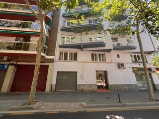 Business premise in Carrer del bisbe urquinaona 2. 2 plantas diáfanas
