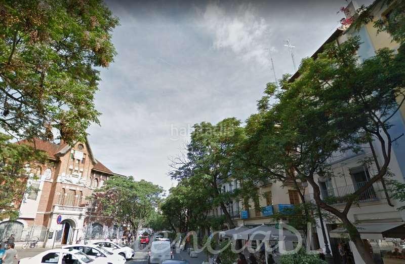 Foto df6e0330-e54c-4ca9-86d4-fc9f50f23d14. Edificio en El Mercat Valencia