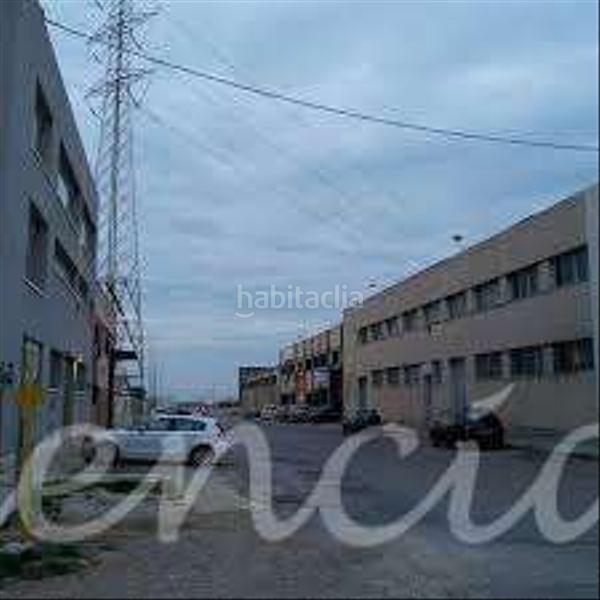 Foto cca5eadb-e7c4-408b-b8ba-273dc04a6ffd. Nave industrial en Centro Xirivella