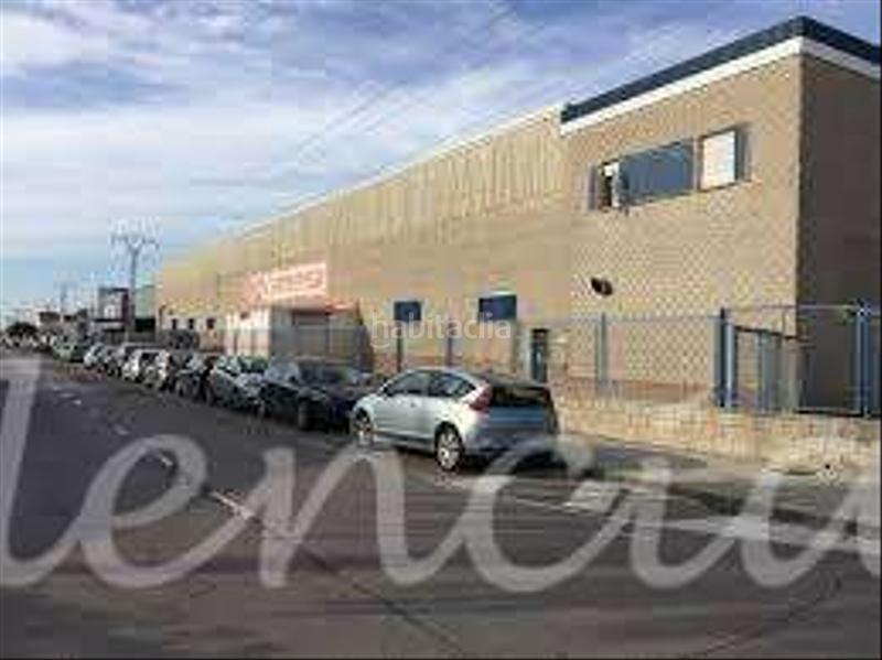Foto f6110ccf-a03c-4199-ae1d-e7c6ad3dab31. Nave industrial en Centro Xirivella