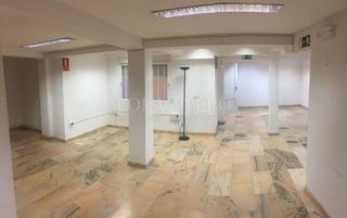 Lloguer Local Comercial a La Xerea