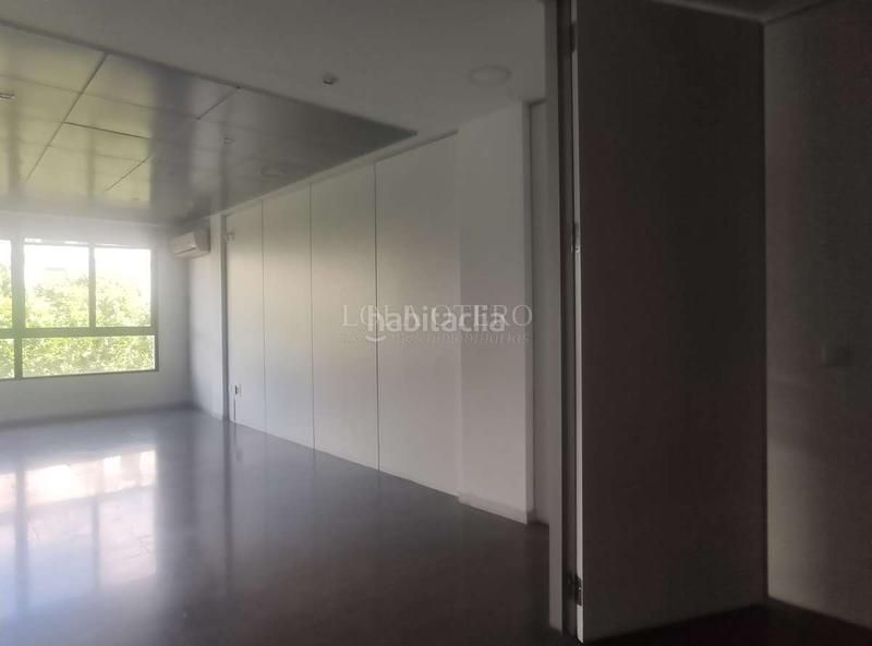 Foto 06a16342-3318-4e97-b5d4-37e747514621. Location bureau avec chauffage dans Gran Via Valencia
