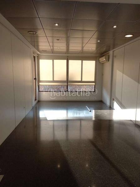 Foto 9c6811b1-b947-4b32-b0b0-540f22054165. Miete büro mit heizung in Gran Via Valencia