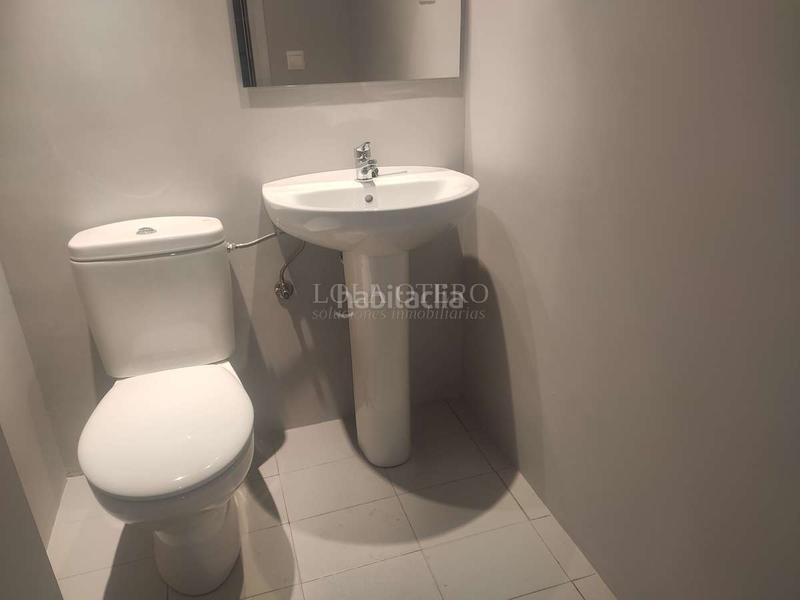 Foto b24f645e-5b8f-41ef-ac77-61a764a9dc7a. Rent office space with heating in Gran Via Valencia