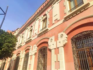 Miete Gebäude in Aiora
