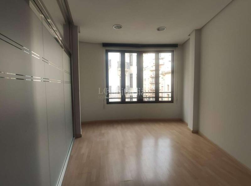 Foto 5d4d2a76-ad1b-484e-bc48-ff65b472935f. Location bureau dans Sant Francesc Valencia