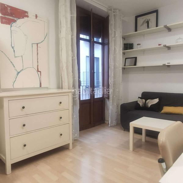 Foto 4b0dbded-0b93-440f-99c0-1f6fbd8961f7. Appartement avec chauffage dans El Mercat Valencia