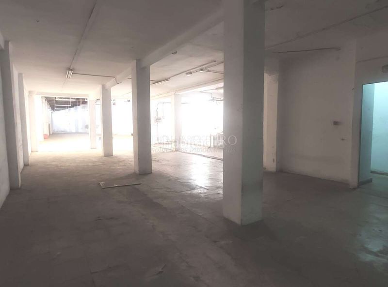 Foto 6fc23855-b041-40d3-a59d-32a71086cd2d. Local comercial a La Creu del Grau Valencia