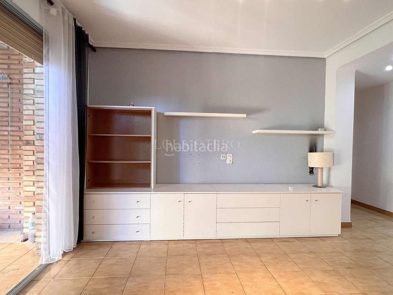 Foto 516dfde9-9986-49a3-a303-352c1c1f18cc. Appartement dans El Castellar i l'Oliverar Valencia