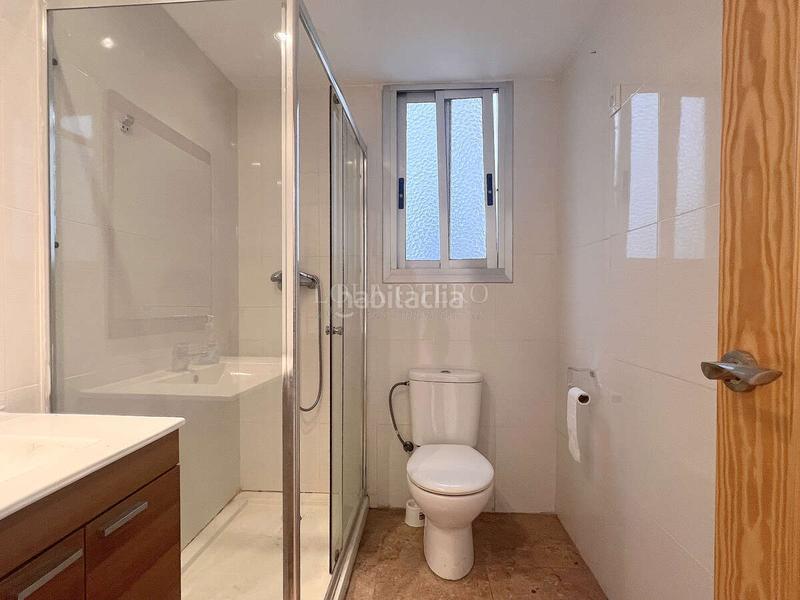 Foto 8127a61f-00aa-4e40-9baf-b9f195f30898. Piso en El Castellar i l'Oliverar Valencia