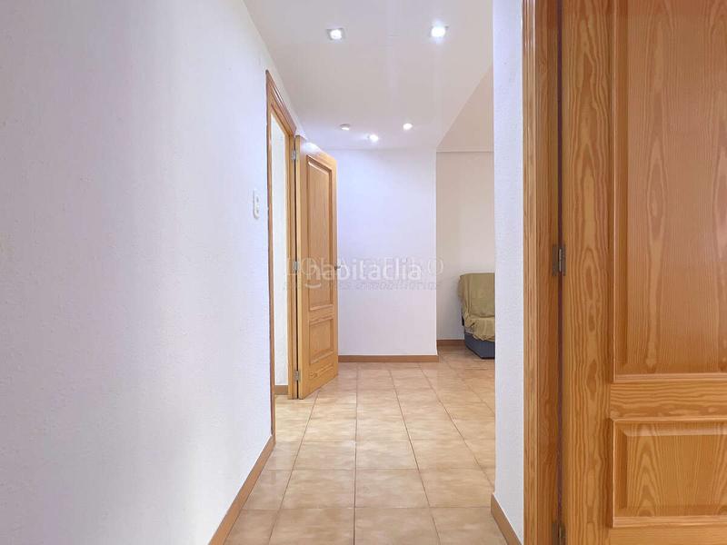 Foto e0a2bcaf-831d-42d8-9a5d-096622e27dd1. Piso en El Castellar i l'Oliverar Valencia