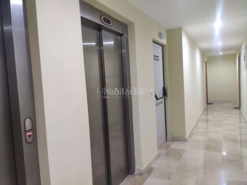 Foto 7c53b153-7987-4be3-a82d-0b08e999b034. Rent flat with heating parking pool in La Constitución-Canaleta Mislata