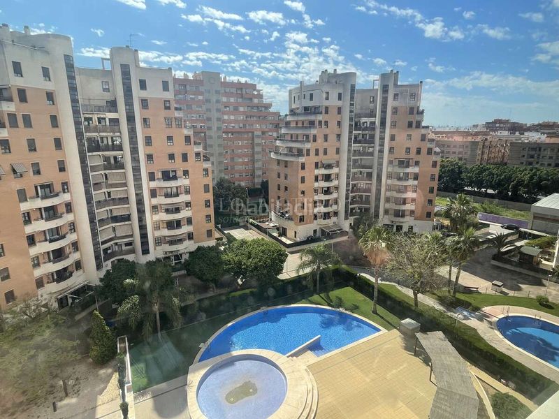 Foto dc5baf5f-21c7-4849-9ad8-192a4eee3d8d. Rent flat with heating parking pool in La Constitución-Canaleta Mislata
