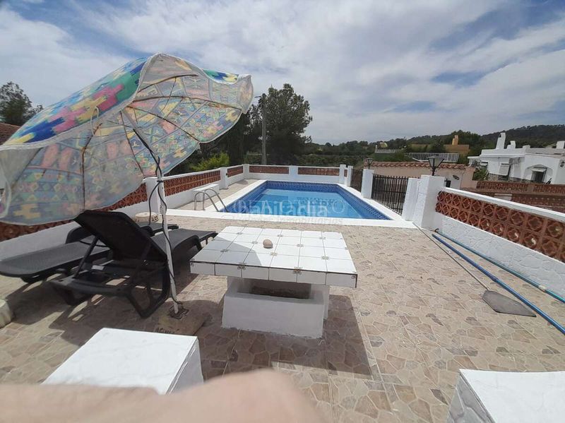 Foto 268aa02a-6ea9-4841-a067-f993776301c5. Casa amb calefacció aparcament a Vilamarxant
