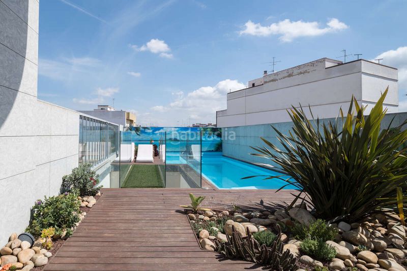 Foto fe93a179-dbef-4019-b384-f94a03230dbe. Casa amb aparcament a Carcaixent