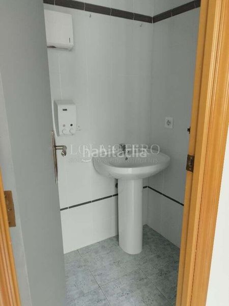 Foto 7db0a8dd-21d0-4757-906e-954502f5f6af. Lloguer oficina amb calefacció a Sant Francesc Valencia