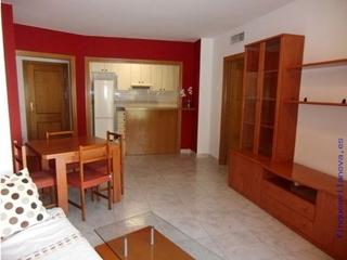Pis a Avinguda de jaume balmes 36. Centrico y a 5 min playa de ribes roges.
