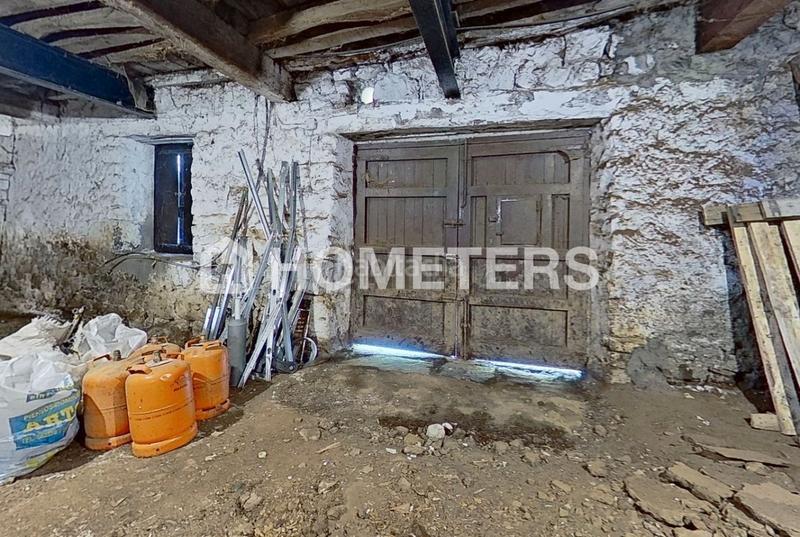 Foto a7cdaf6d-8629-4342-9b3c-312671a7e323. Casa amplia vivienda de 730 m2 , con 2.000 metros de superficie exterior y 7 hectáreas de zona boscosa en Hernialde