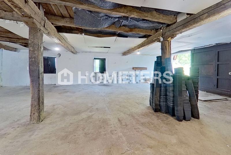 Foto e6996b6d-f34f-40ea-9782-9464aa9caee2. Casa amplia vivienda de 730 m2 , con 2.000 metros de superficie exterior y 7 hectáreas de zona boscosa en Hernialde