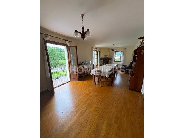 Foto 5026cdb9-2bbc-4550-a2d4-62c9a63d41d3. Casa amb aparcament a Baztan