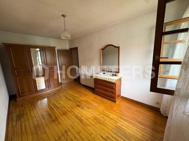 Foto 54e474dc-1f73-4227-90aa-71914f4d7aab. Casa amb aparcament a Baztan