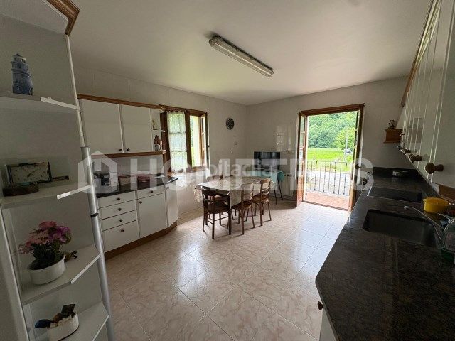 Foto b543a9e3-ee51-46a4-94b0-e725e4928d67. Casa amb aparcament a Baztan