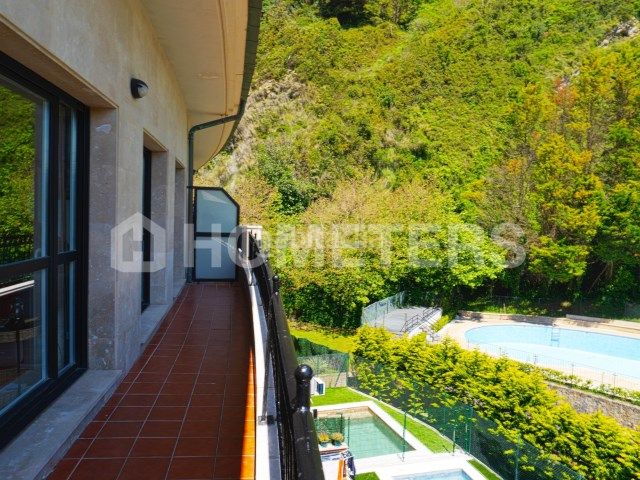 Foto 4be81f2c-6b72-46aa-a680-be5244726249. Dúplex en calle antilla 3 ático dúplex en primera línea de playa en Orio