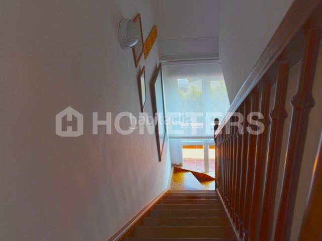Foto e2141ab7-e1be-44bf-98d5-9aae4652ef85. Dúplex en calle antilla 3 ático dúplex en primera línea de playa en Orio