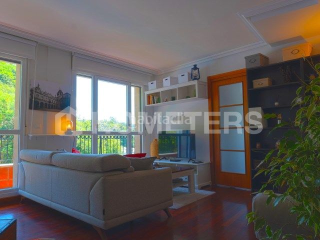Foto f621d79e-e9f9-4018-b69e-dac904a6f0fe. Dúplex en calle antilla 3 ático dúplex en primera línea de playa en Orio