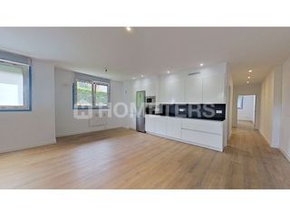 Appartement à Herrera pasealekua 49. Vivienda totalmente reformada en altza