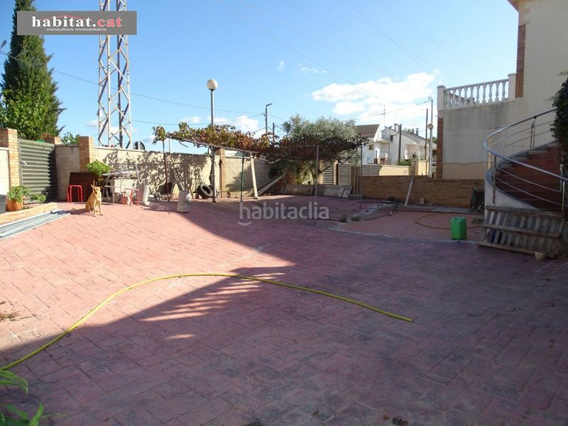 Foto c305e106-ebfc-4592-a095-27989e635100. Casa amb calefacció aparcament a Canyelles