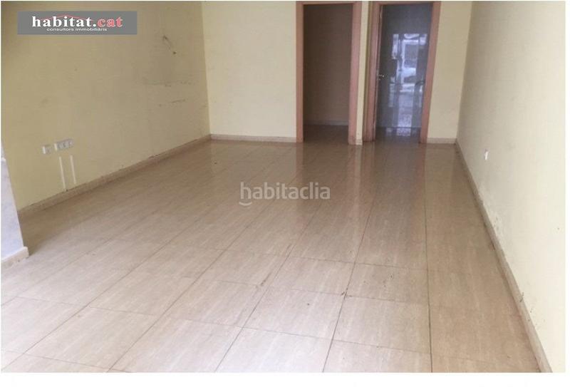 Foto 2077b52e-ad9a-4a44-b8c9-1231597f8a91. Local comercial  centro !! en Santa Maria-l´Eixample-Sud Sumella Cubelles