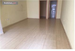 Local Comercial a Santa Maria-l´Eixample-Sud Sumella. Local comercial en cubelles centro !!