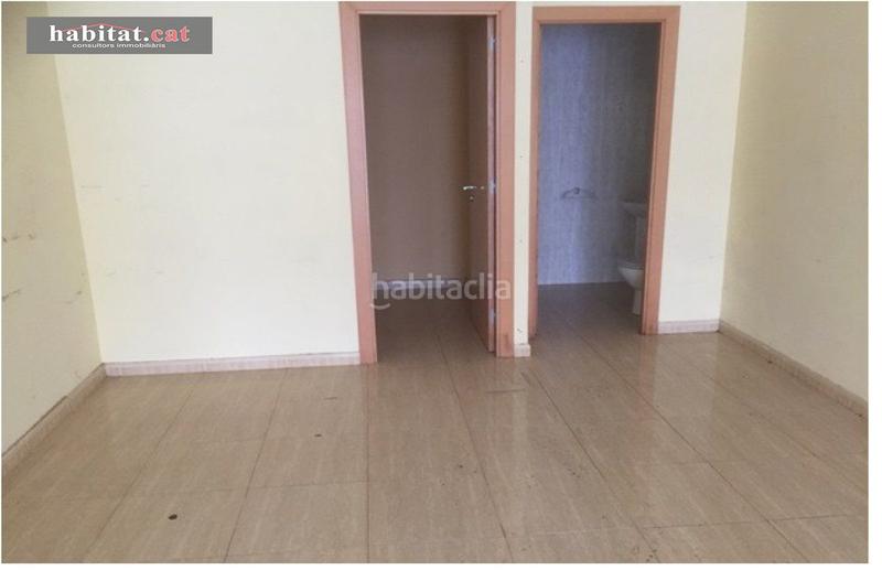 Foto 5c177aa0-881f-44a0-82f5-85767443876c. Local comercial  centro !! en Santa Maria-l´Eixample-Sud Sumella Cubelles