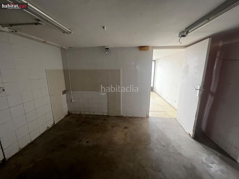Foto e54a19cf-fdec-49b8-8d72-0aa22969ad4c. Local comercial a Centre Sitges