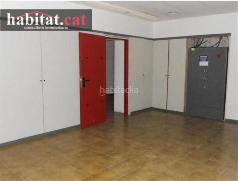 Foto 6f8edfd2-188f-42df-aed2-938395fb4574. Local comercial a Sant Joan Vilanova i la Geltrú